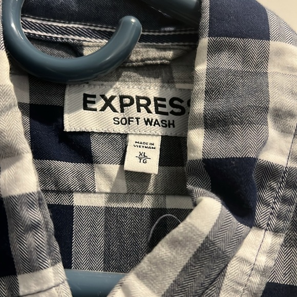 Express men’s button down - Picture 2 of 2